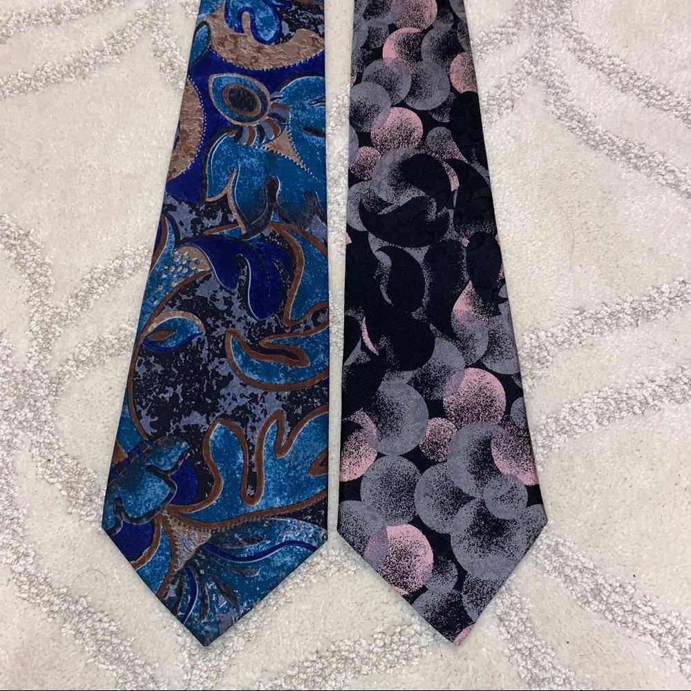 2 ties, Mezzo Matto and Carlos Tomasini